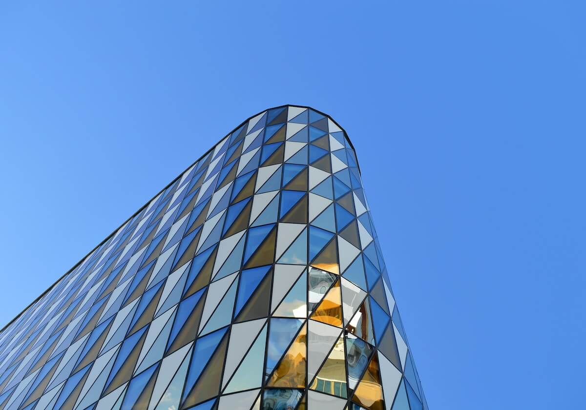 阿德巴约22+8雅库乔尼斯22+6 热火客场轻取奇才