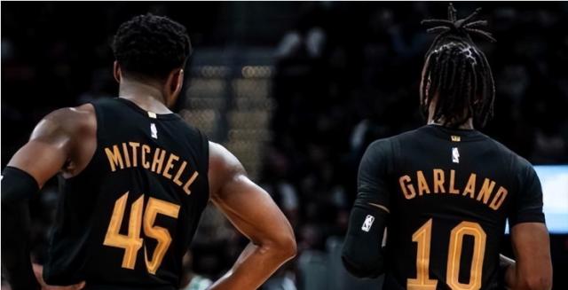 【观点】后场不会防+内线不会攻 骑士只是伪强队